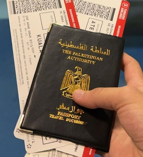 'I feel like I'm in a dream': Palestinians get Australian visas reinstated after days