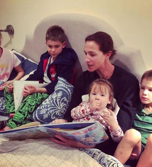 Why Can Australian Moms Handle Multiple Kids Alone, While Chinese Families Struggle with Just One?