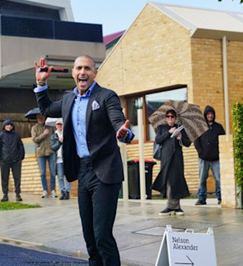 Australia’s Property Market Cooling: More Homes Sit Unsold for Months – Experts Reveal the Truth, an